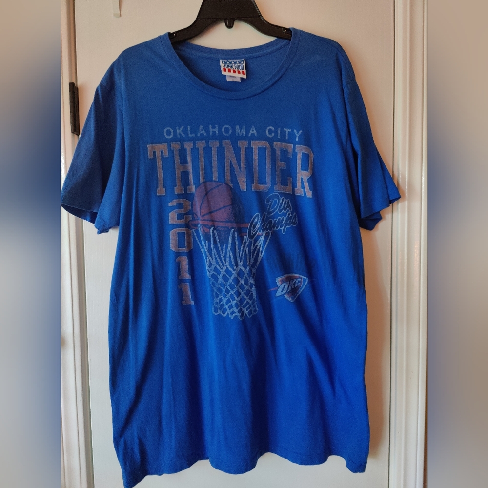 Vintage Junk Food Clothing Oklahoma City Thunder 2011 Division champs T-shirt